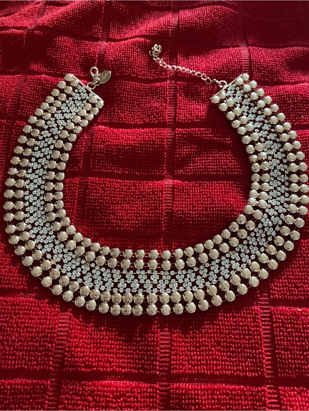 1 necklace oversized Chic Gold & Silver Layered (MISSING FEW STONES)